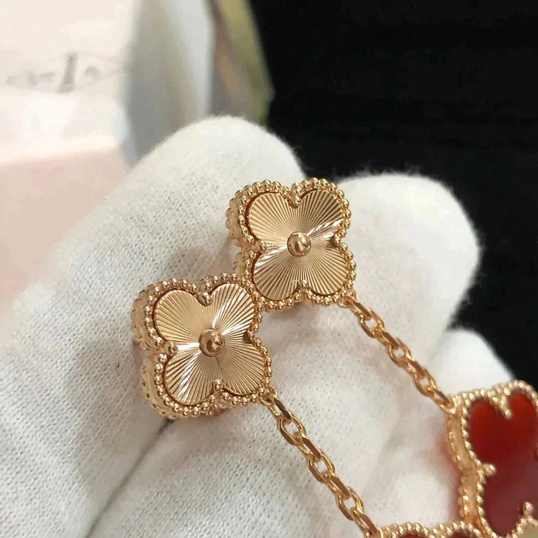 [vivabelle]CLOVER 2 MOTIF  LASER CARNELIAN EARRINGS