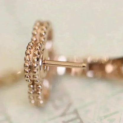 [vivabelle]CLOVER MEDIUM 1 MOTIFS FUll DIAMOND EARRINGS