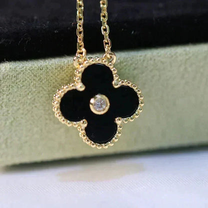 [vivabelle]CLOVER 15MM DIAMOND ONYX NECKLACE