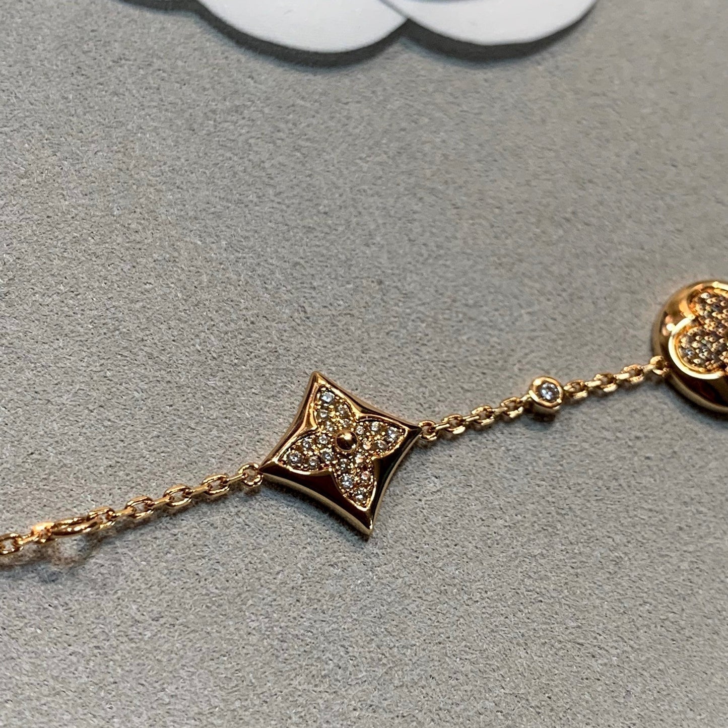 [vivabelle]STAR AND SUN 4 MOTIFS GOLD DIAMONDS BRACELET