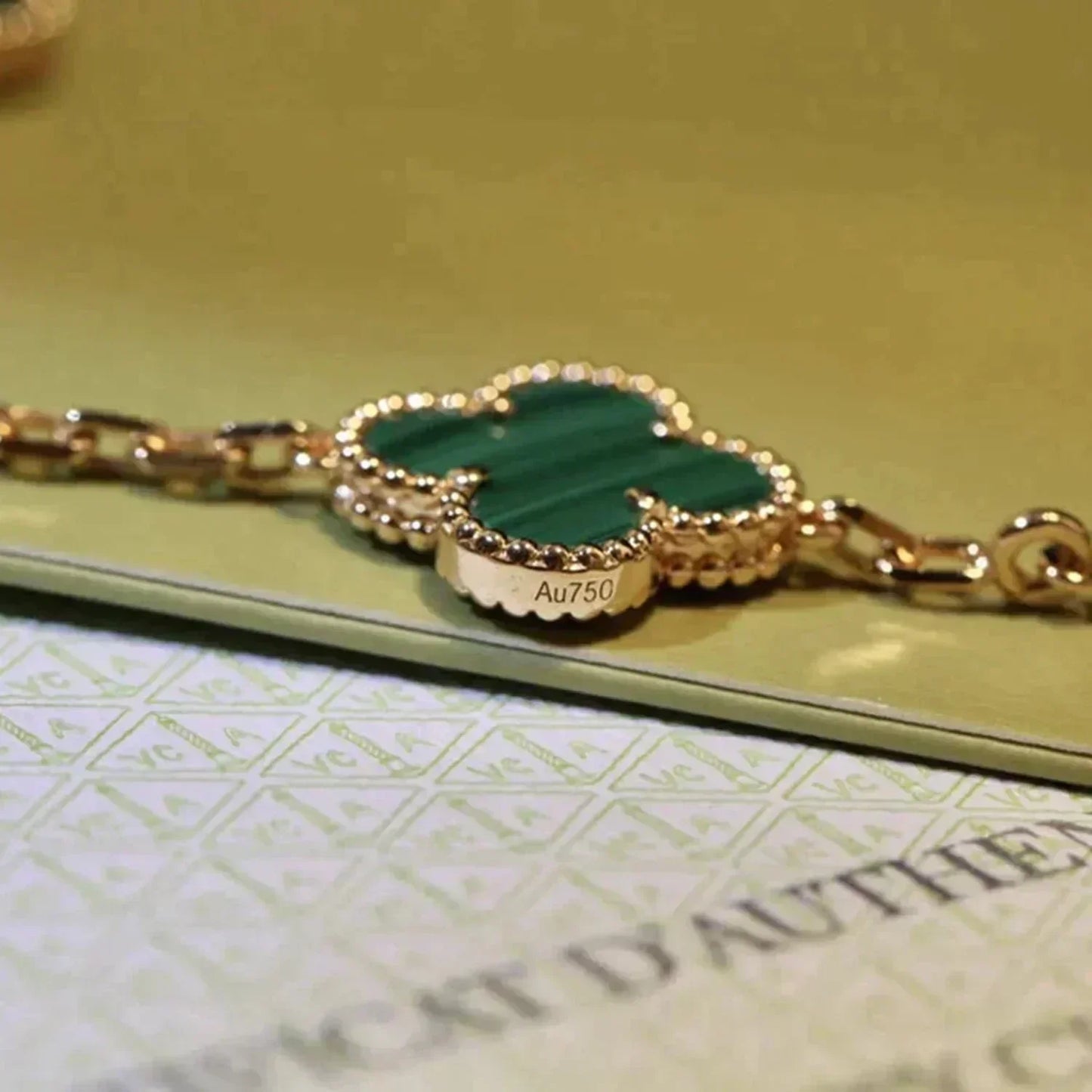 [vivabelle]CLOVER 5 MOTIFS MALACHITE BRACELET
