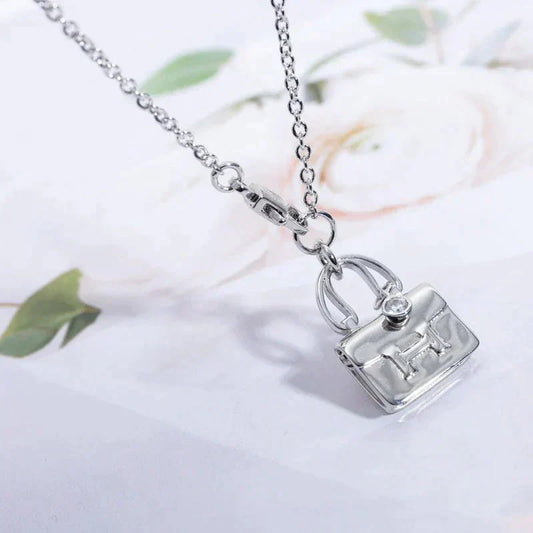 [vivabelle]AMULETTE PEDANT SILVER NECKLACE