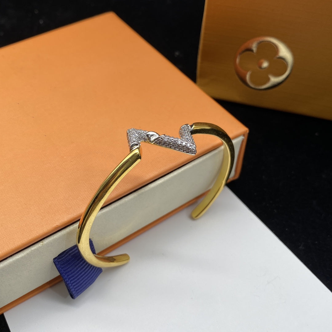 [vivabelle]VOLTE UPSITE DOWN DIAMOND GOLD OPEN BRACELET