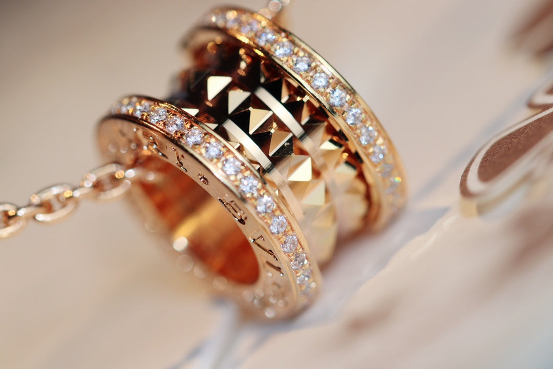 [vivabelle]ZERO 1 ROCK PEDANT PINK GOLD NECKLACE