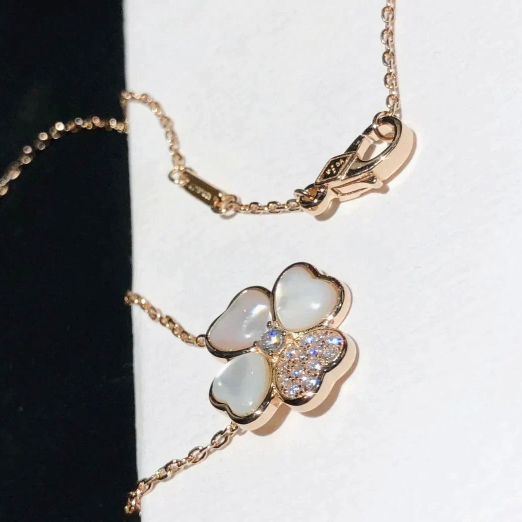 [vivabelle]CLOVER MOP DIAMOND ROSE GOLD NECKLACE