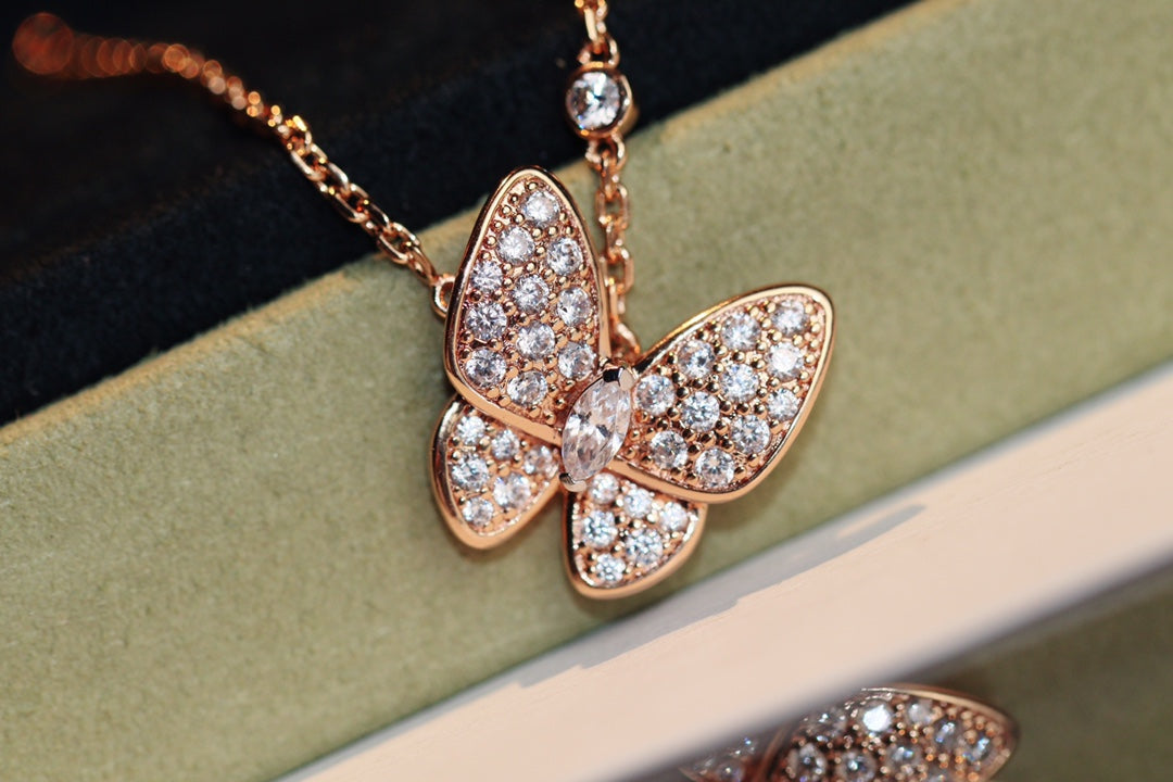 [vivabelle]BUTTERFLY DIAMOND NECKLACE