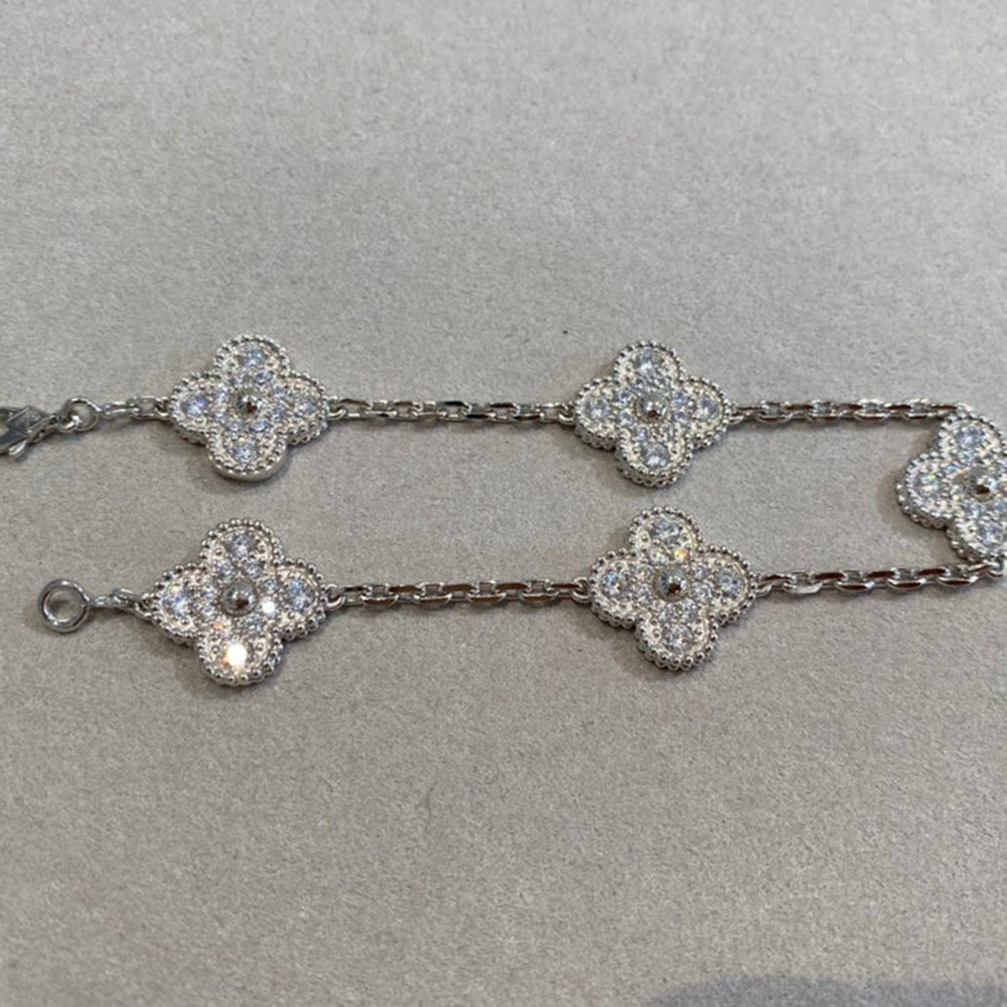[vivabelle]CLOVER 5 MOTIFS  DIAMOND BRACELET SILVER