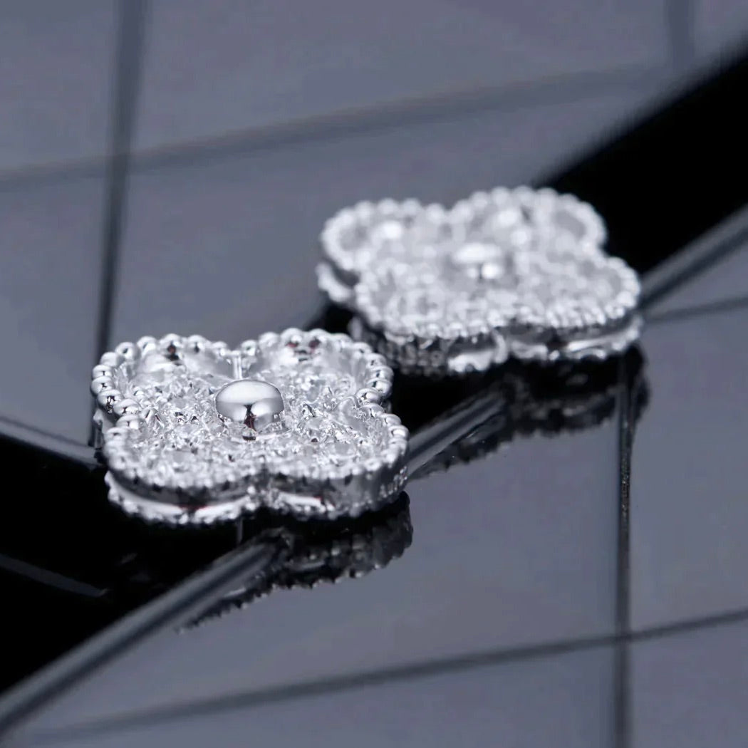 [vivabelle]CLOVER 1 MOTIFS DIAMOND STUD EARRINGS SILVER