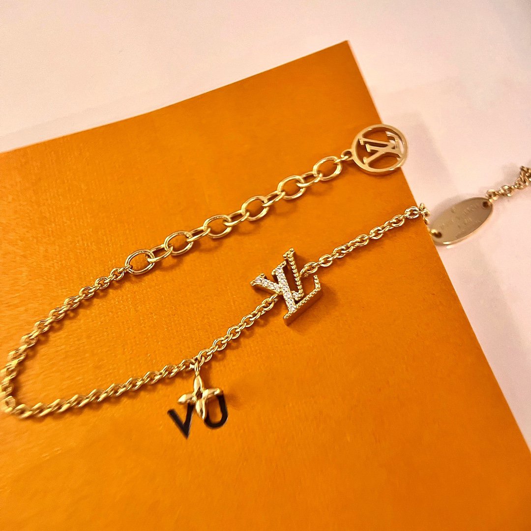 [vivabelle]LOGO STAR MOTIF GOLD BRACELET