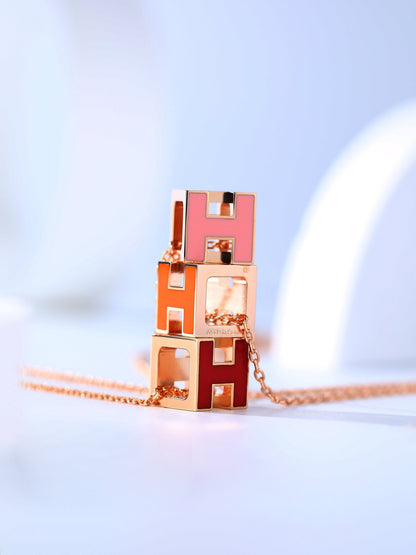 [vivabelle]H CAGE PINK GOLD NECKLACE