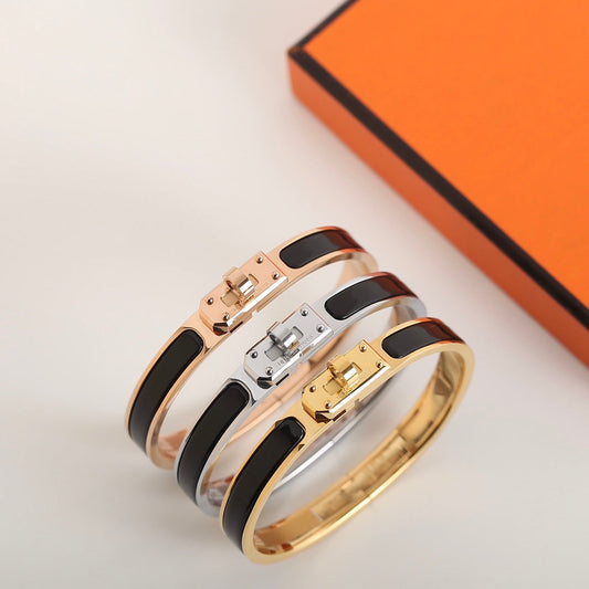 [vivabelle]HM KELLY BLACK BRACELET