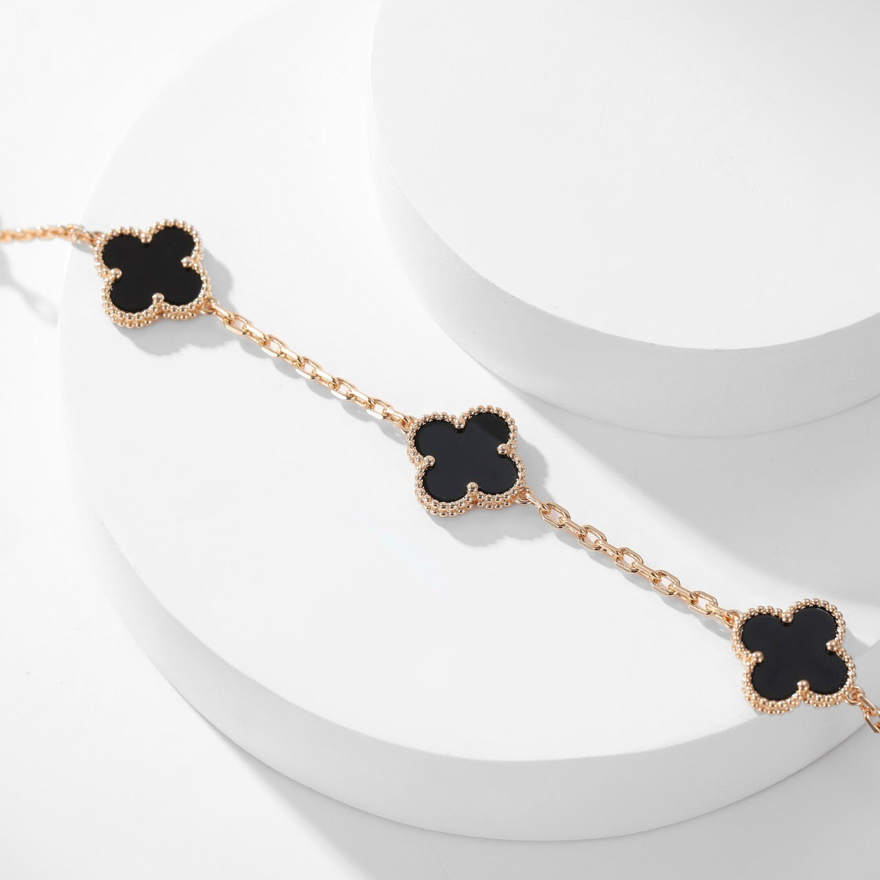 [vivabelle]CLOVER 10 MOTIFS ONYX NECKLACE
