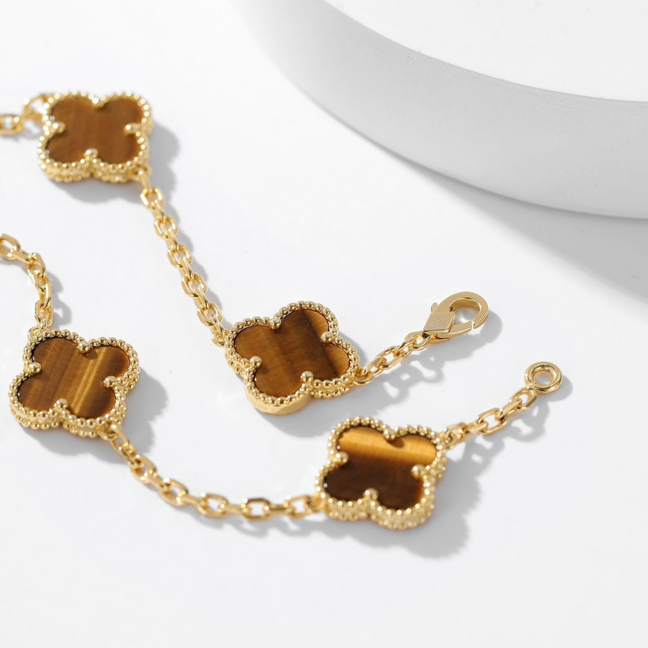 [vivabelle]CLOVER 10 MOTIFS TIGER EYE NECKLACE