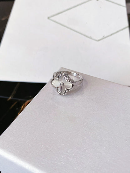 [vivabelle]CLOVER SILVER RING