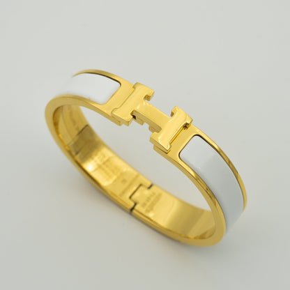 [vivabelle]H WHITE BRACELET