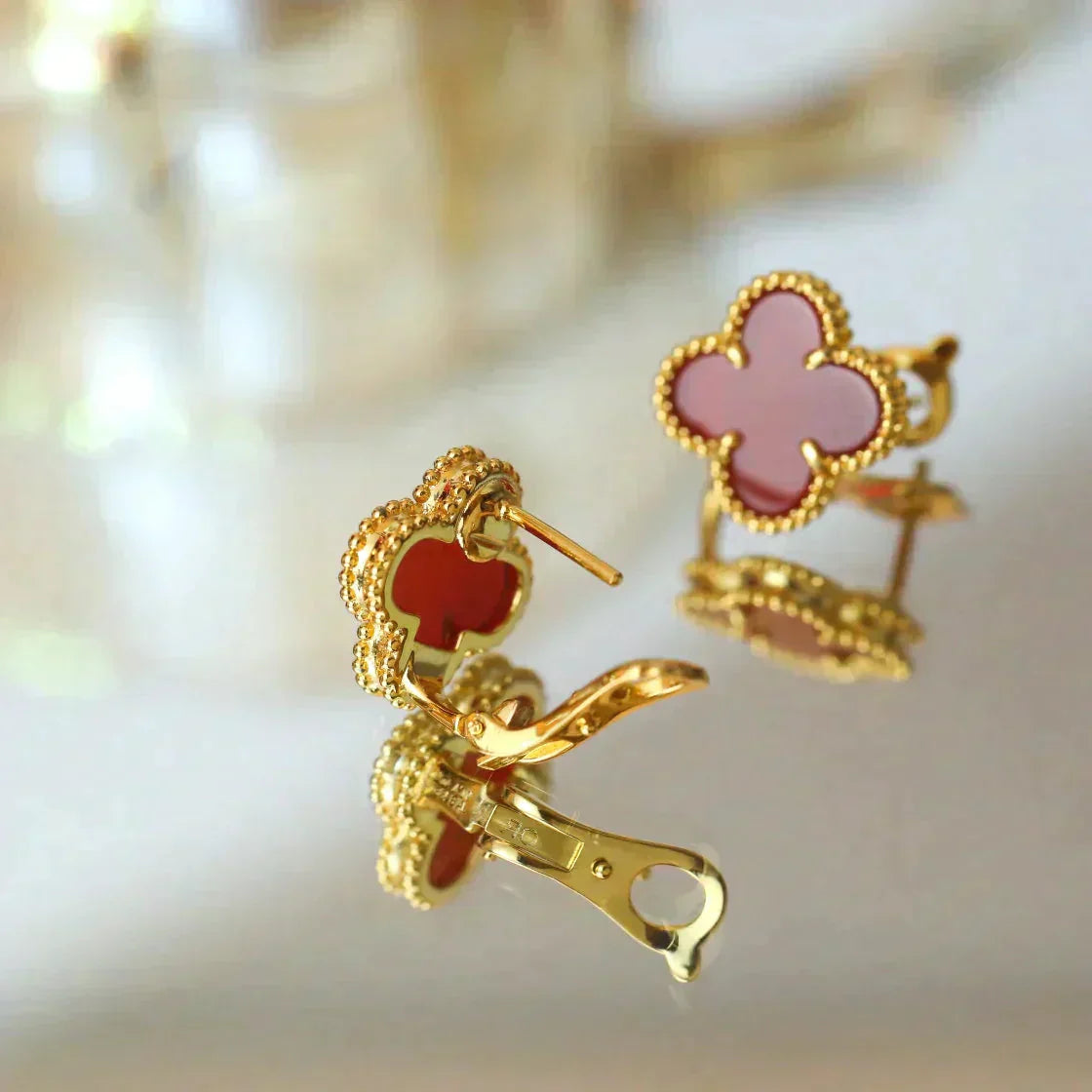 [vivabelle]CLOVER MEDIUM 1 MOTIFS CARNELIAN  EARRINGS