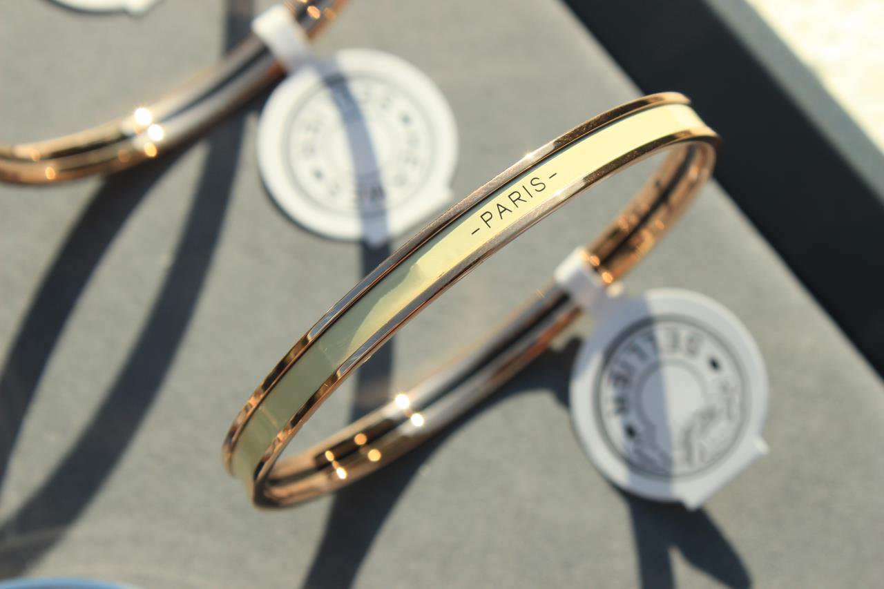 [vivabelle]HM UNI BANGLE BAG