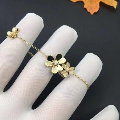 [vivabelle]FRIVOLE GOLD 5 FLOWERS BRACELET