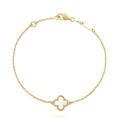 [vivabelle]CLOVER WHITE MOP SINGLE FLOWER BRACELET