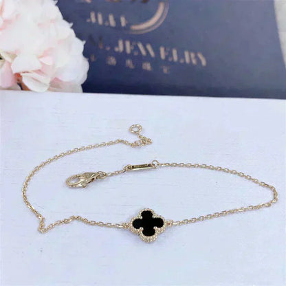 [vivabelle]CLOVER ONYX SINGLE FLOWER BRACELET