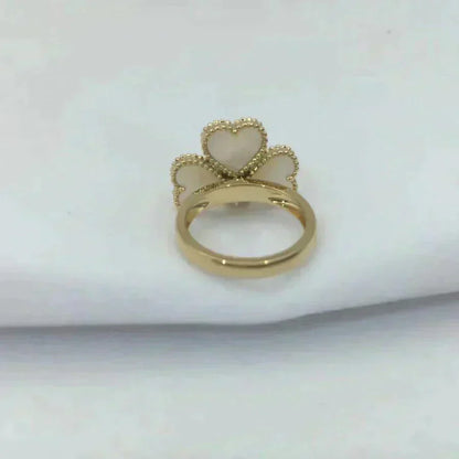 [vivabelle]SWEET CLOVER WHITE MOP RING