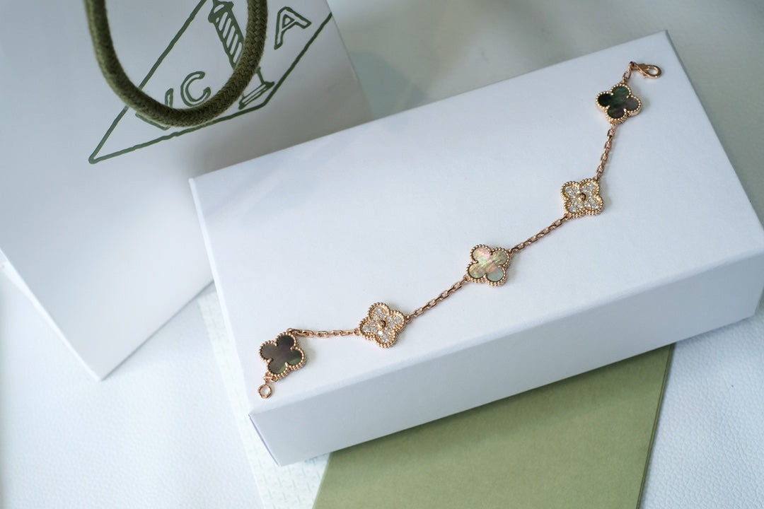 [vivabelle]CLOVER 5 MOTIFS DARK MOP AND DIAMONDS PINK GOLD BRACELET