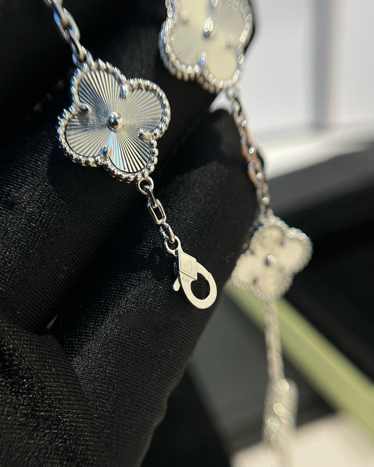 [vivabelle]CLOVER SILVER 5 MOTIFS BRACELET